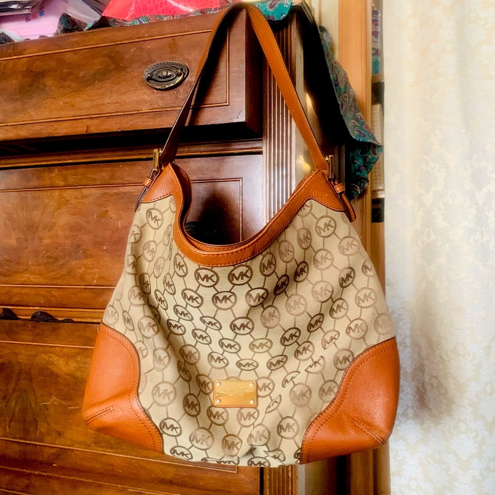 2 for $50‼️MICHAEL KORS XL Millbrook Cognac Signature Hobo